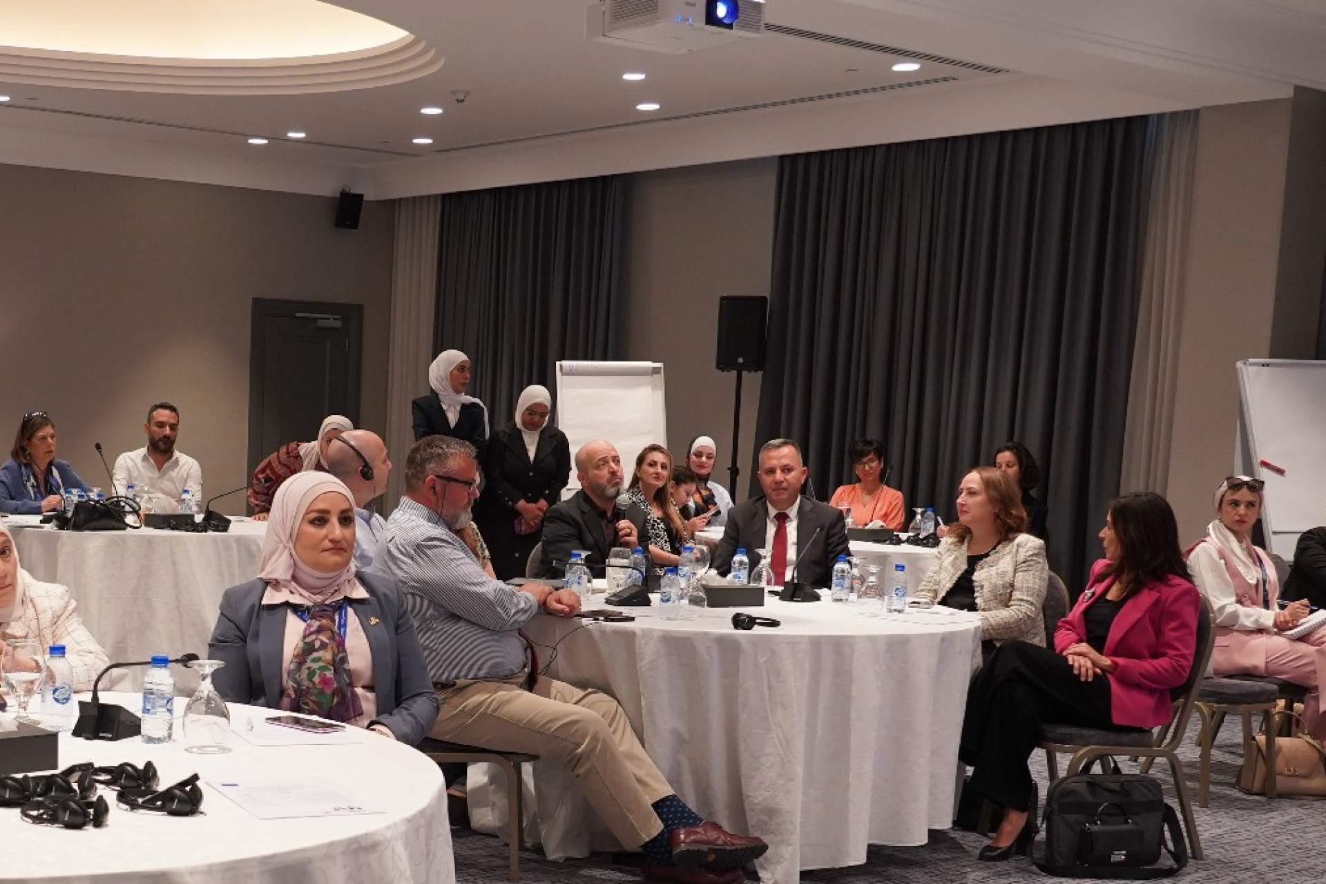 إطلاق دراسة نموذج البيوت الآمنة